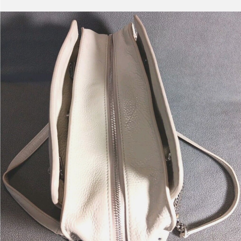 Michael Kors Cream Shoulder Bag with Chain Straps and Textured Leather - Picture 6 of 10